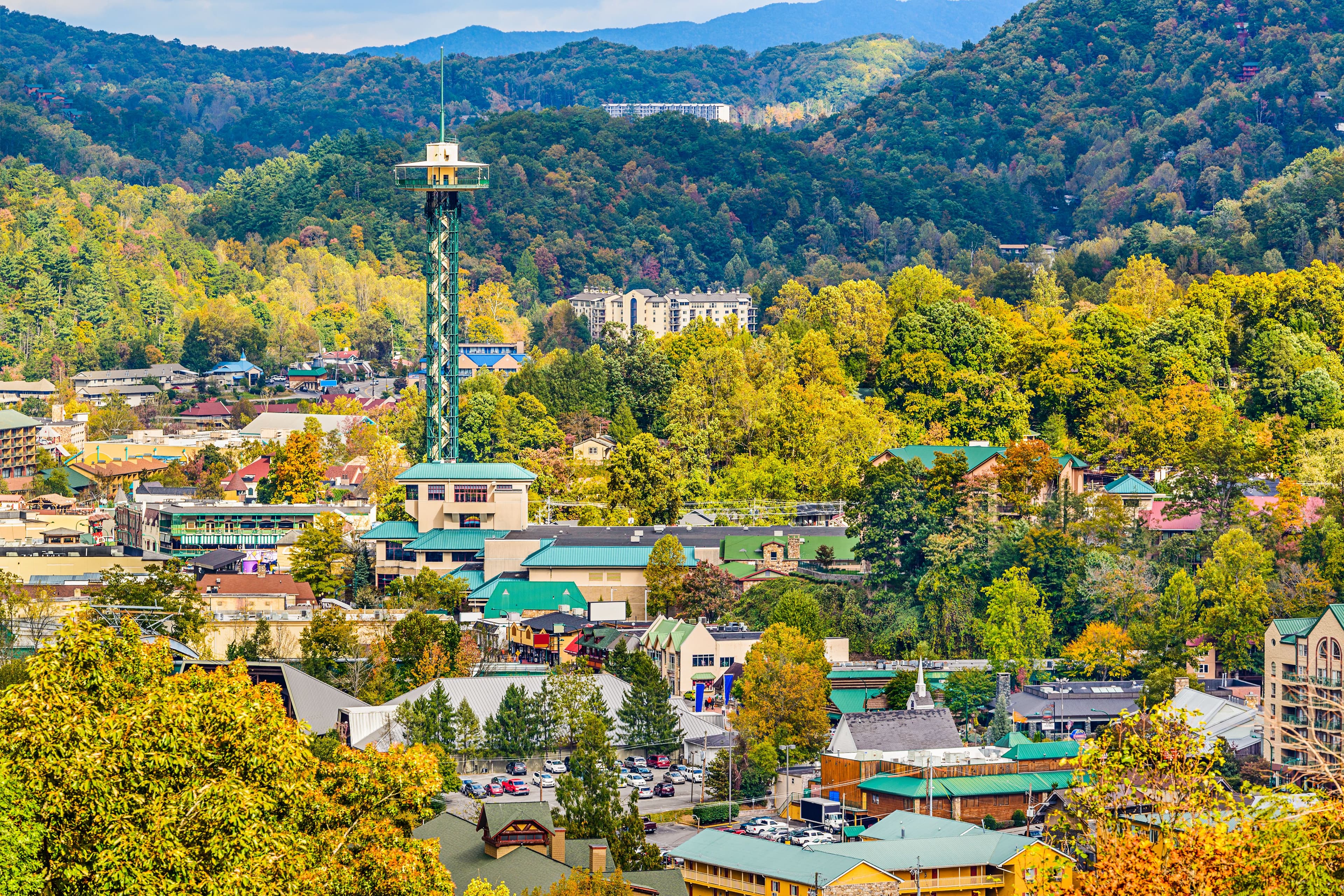 Why Travelers Book Gatlinburg Rentals Through Stay