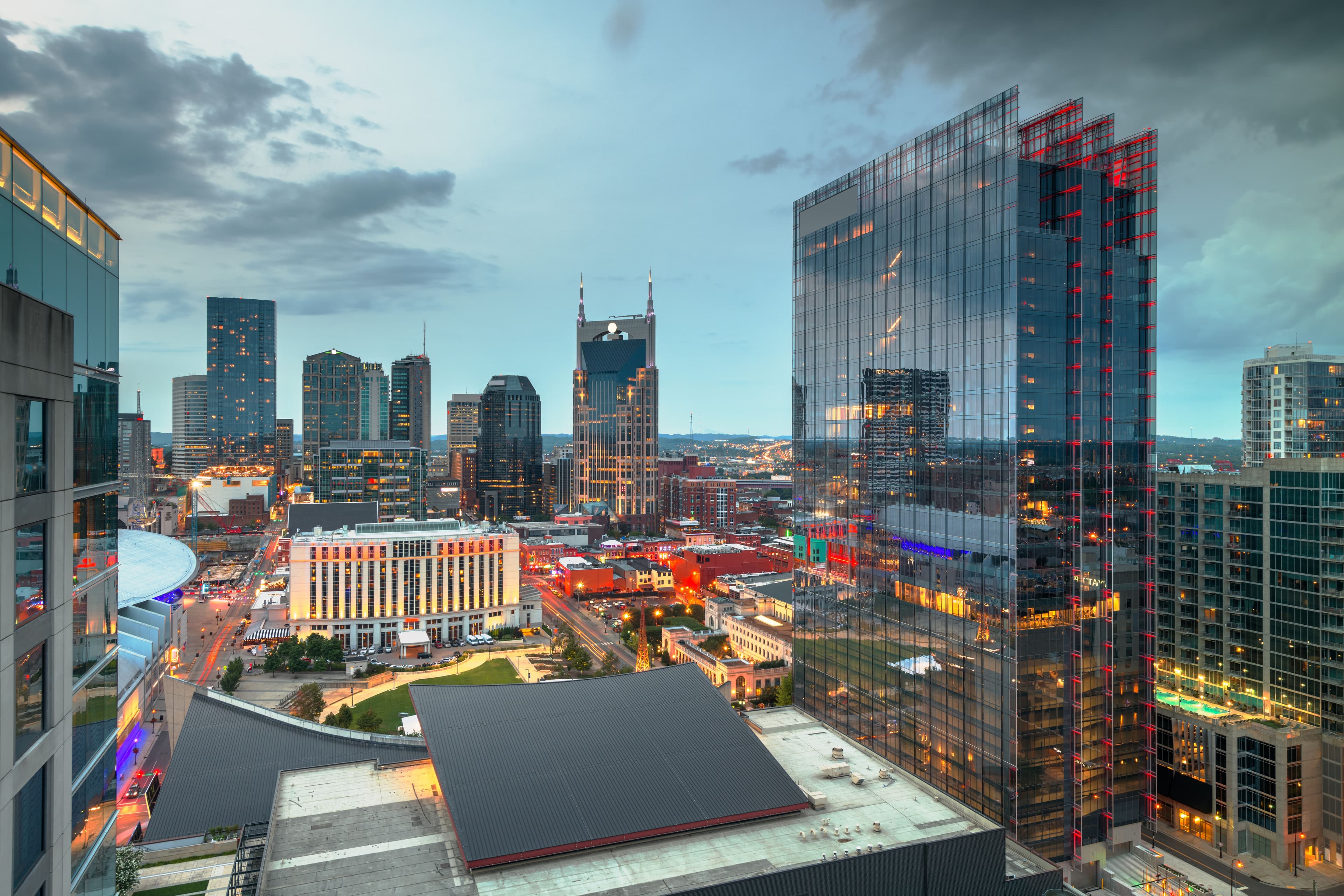 Why Travelers Book Nashville Rentals Through Stay